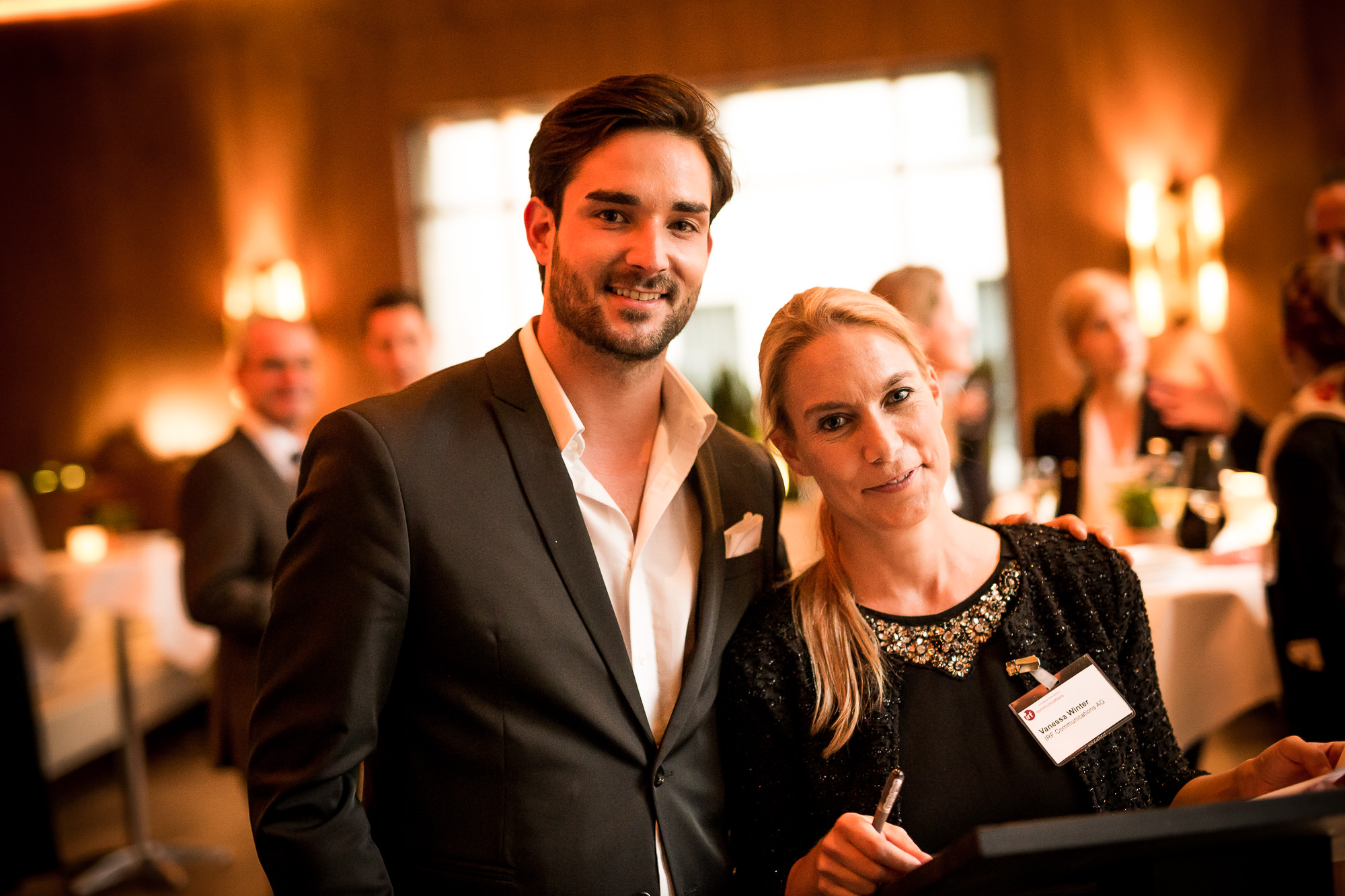 Export x3 1DX 8433 IRF Cocktail Event 2014